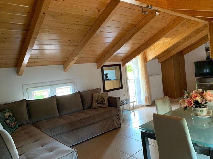 Appartamento Sofita attic Lefkáda Esterno foto